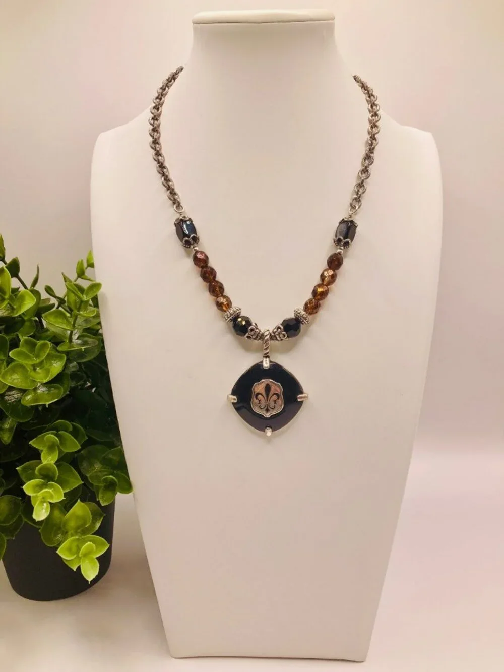 Brighton Black Onyx Brown Beaded Fleur De Lis Pendant Necklace -40B